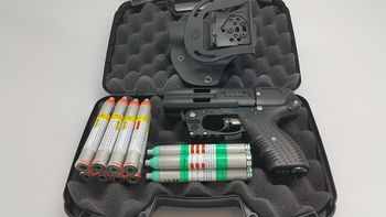 Ultimate JPX4 LE 4 Shot Pepper Gun w/Laser Bundle & Level II Holster